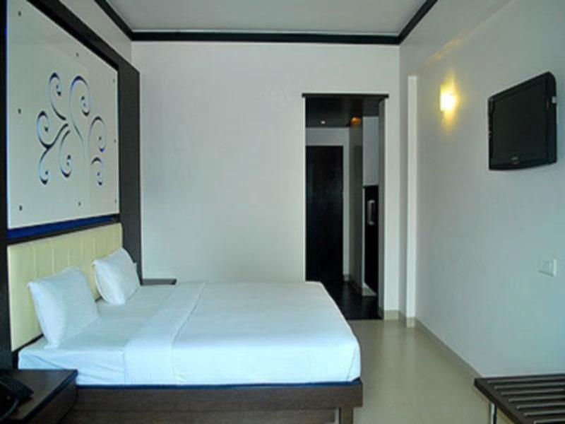 Hotel Sunnys Retreat Lonavla Zewnętrze zdjęcie